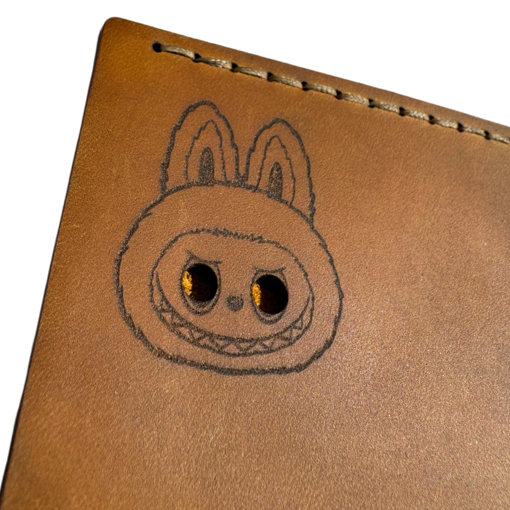 Handcrafted leather ID card cover — detail view — Lamamarka
