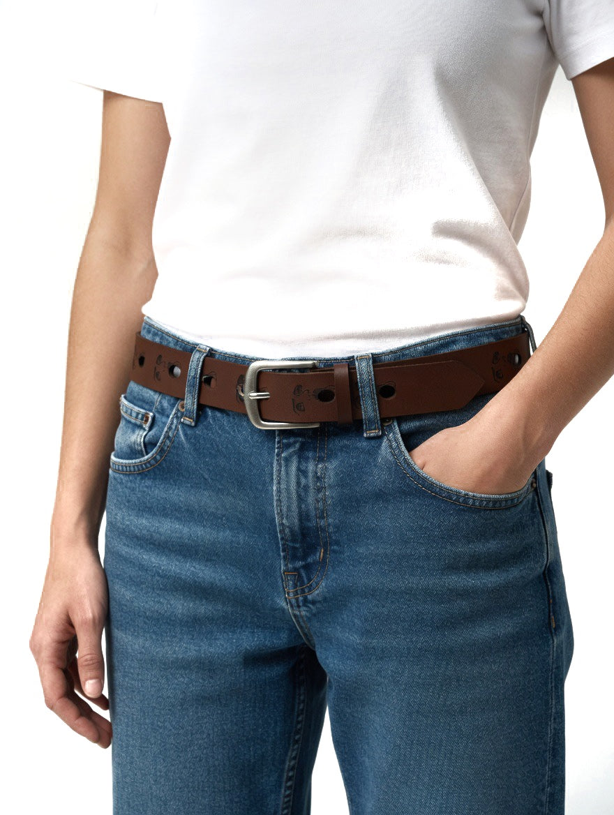 Brown handcrafted engraved leather belt — back view — Lamamarka