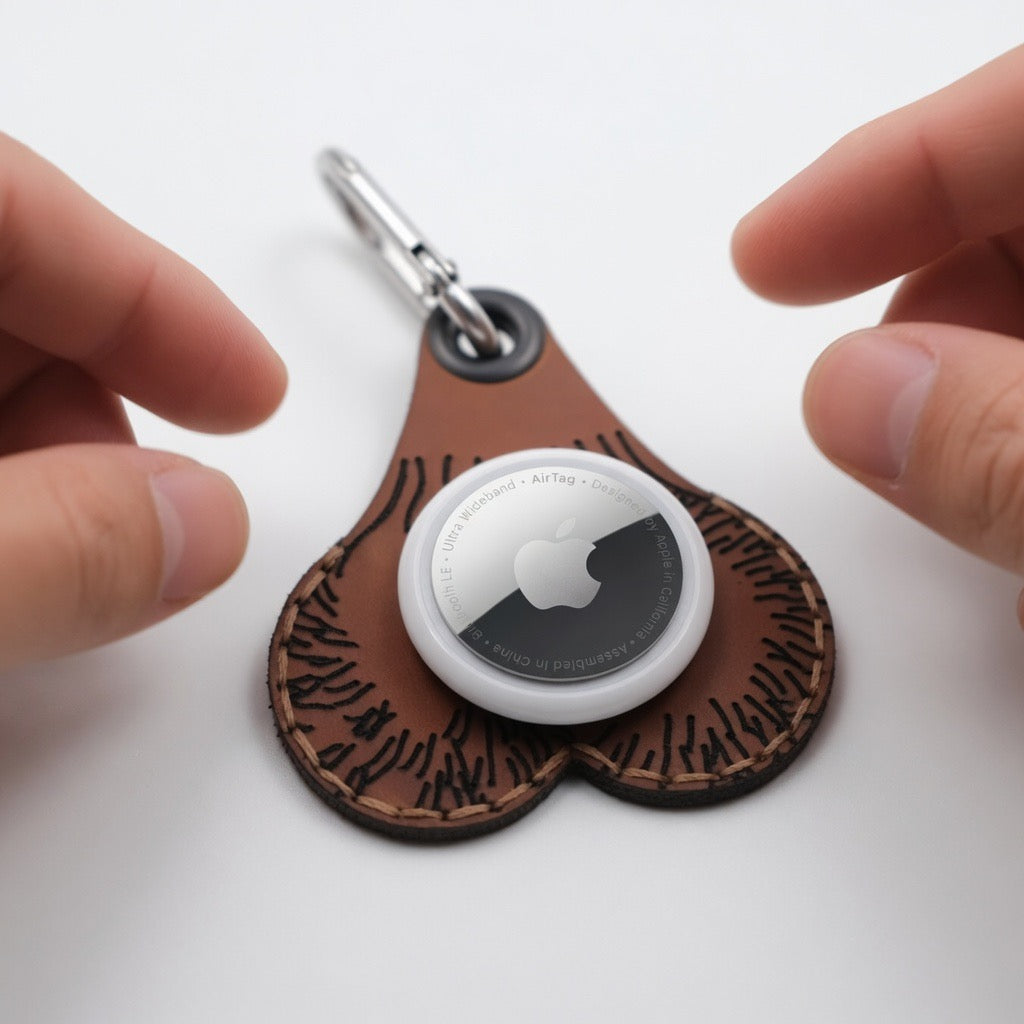 Cheeky leather AirTag holder for keys and bags, genuine cowhide leather Lucky Pair by Lamamarka
